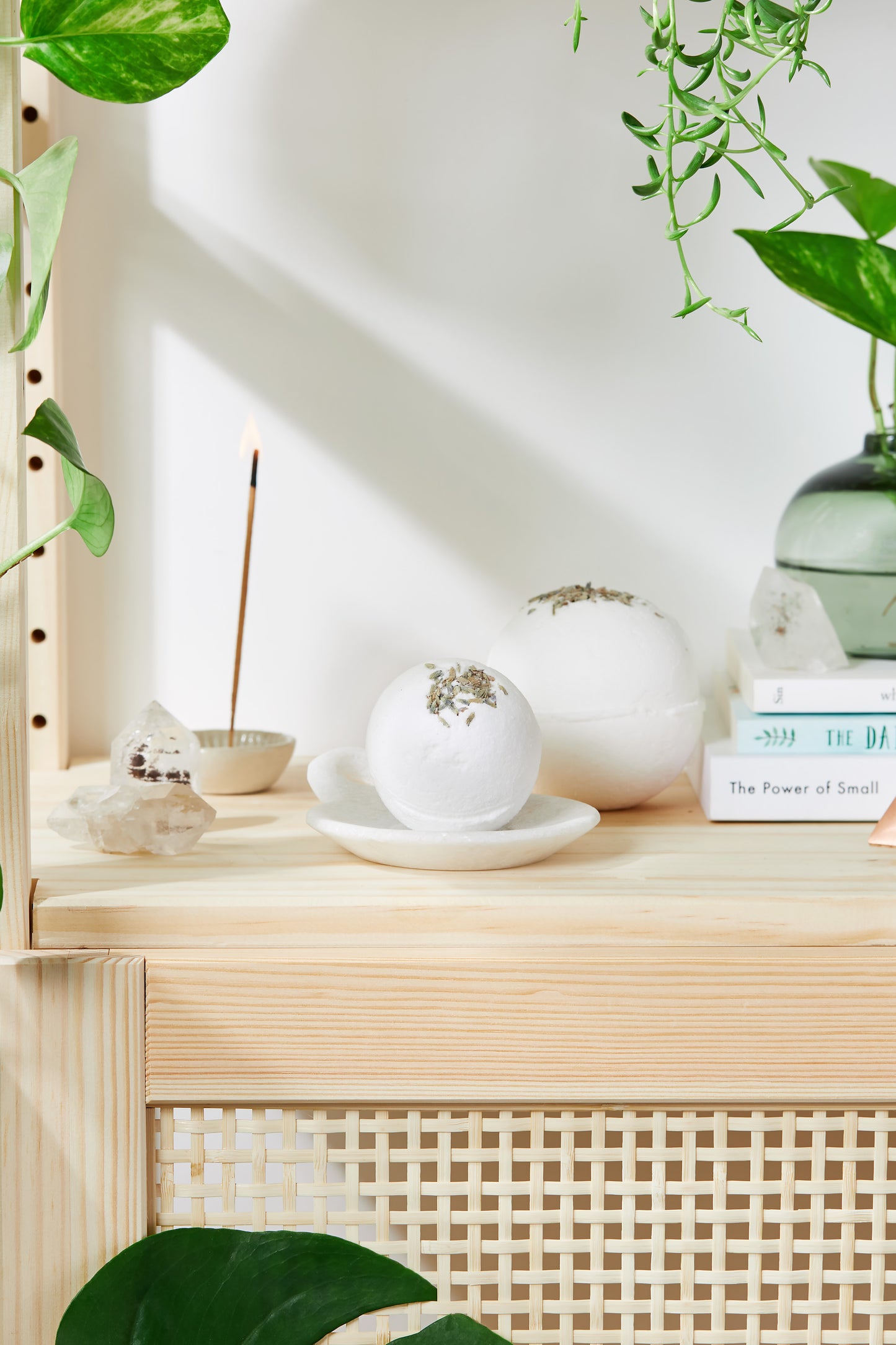 Bath Bomb – Lavender & Chamomile